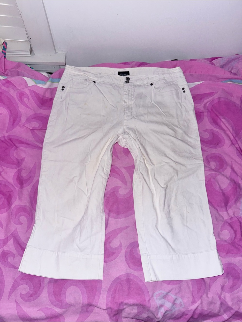 Sonoma White Capri Pants Size 16